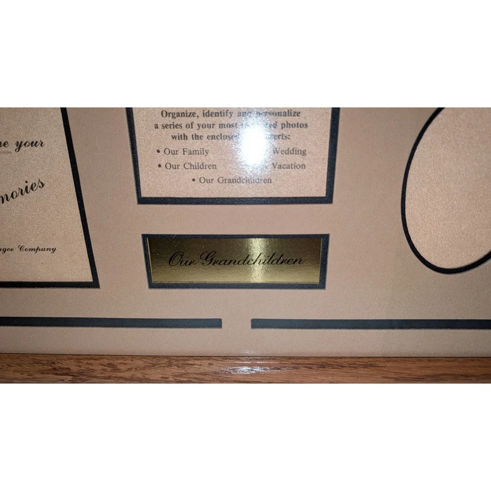 VINTAGE MCM Customizeable Photo Wall Frame ‎ 7 pic  21.5